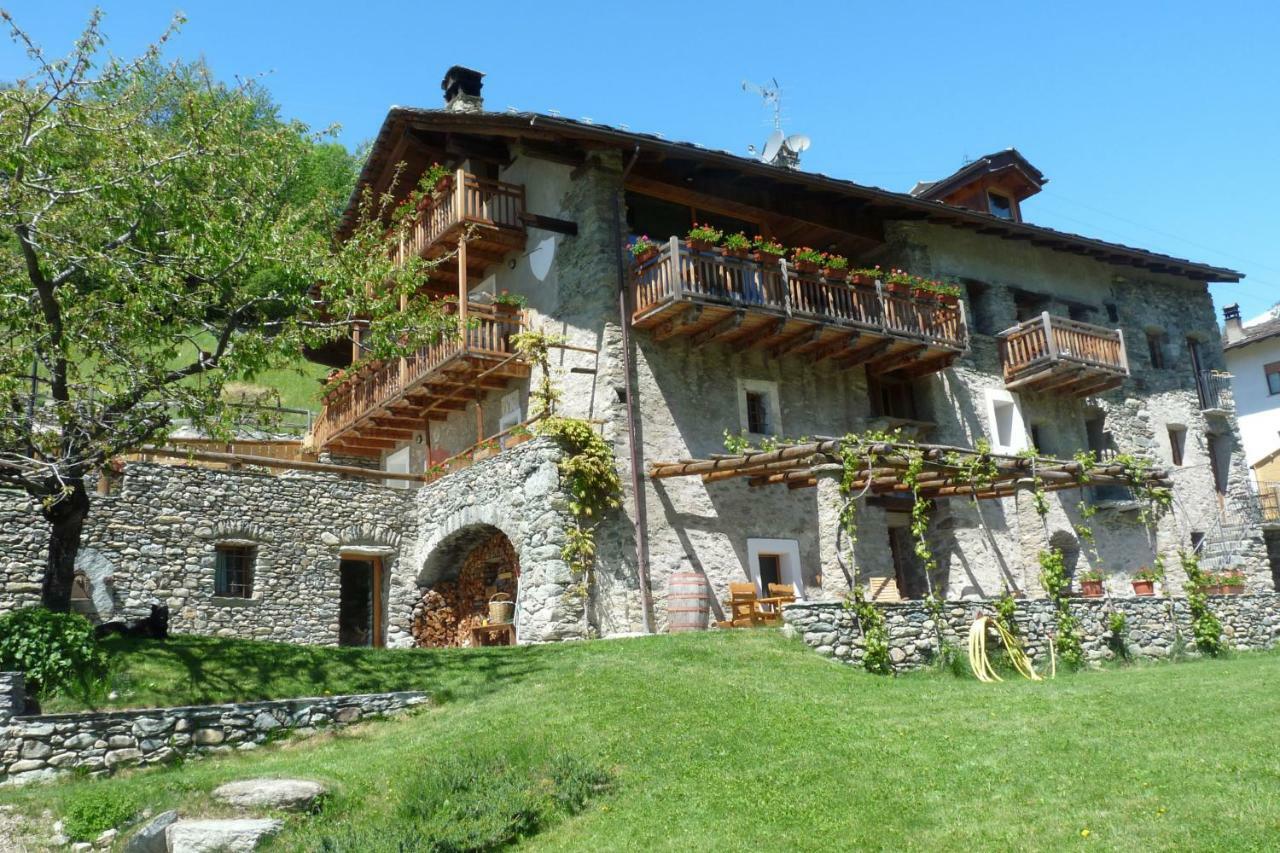Villa La Fattoria di Roven Gignod Esterno foto